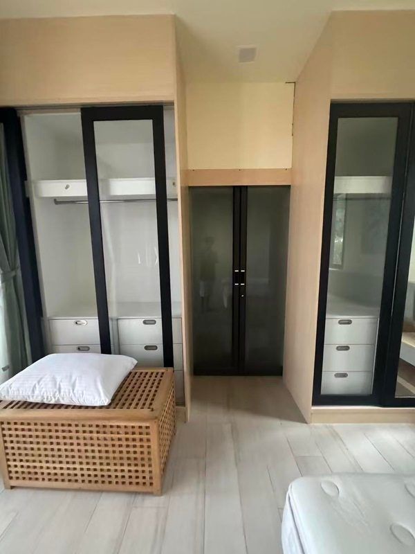 Luxury villa with a private swimming pool for sale in Phuket City. Conveniently located near shopping areas, Robinson, and ICONSIAM. For inquiries, please call 096-265-3964 รูปที่ 12