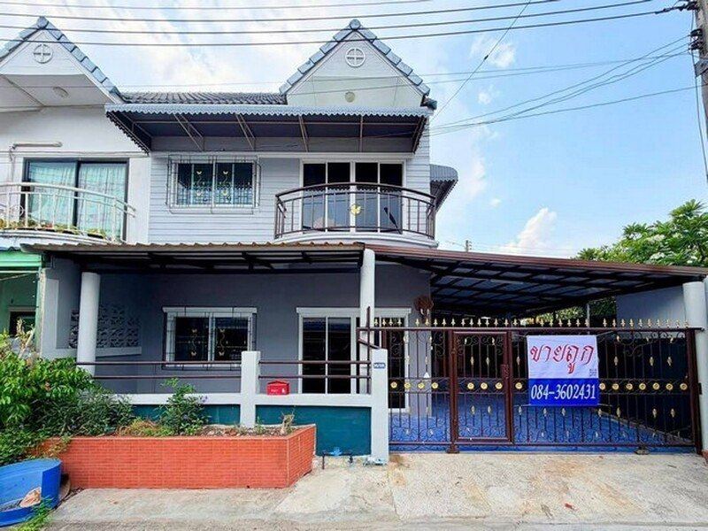 ขาย หมู่บ้านสุภาวัลย์ ลำลูกกา คลอง2 ( รีโนเวท) ถนนเสมาฟ้าคราม