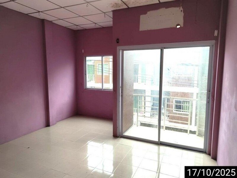 ขายอาคารพาณิชย์เมืองสุราษฎร์ธานี ถนน สายสุราษฎร์ธานี - บ้านนาสาร รูปที่ 2