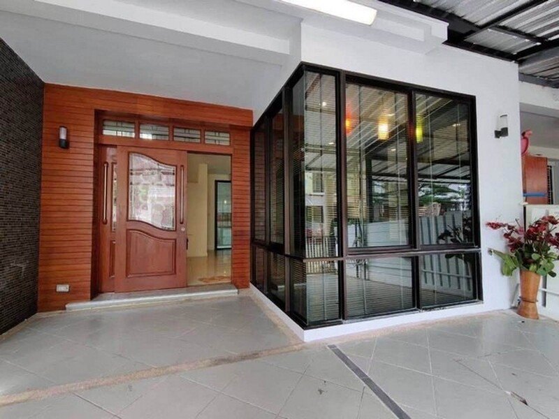 ให้เช่าทาวน์โฮม 3 ชั้น 200 ตรม. 3 ห้องนอน โครงการ Areeya แมนดารีน่า สุขุมวิท77 ติดถนนอ่อนนุช ใกล้ MRT ศรีนุช รูปที่ 2