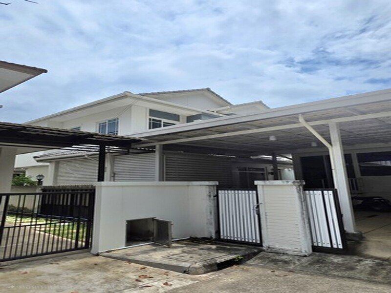 ขายบ้านเดี่ยวสองชั้น มัณฑนา รามอินทรา-วงแหวน (Manthana Ramintra-Wongwaen)ที่ดิน 83 ตร.วา หลังมุม พร้อมเรือนรับรอง