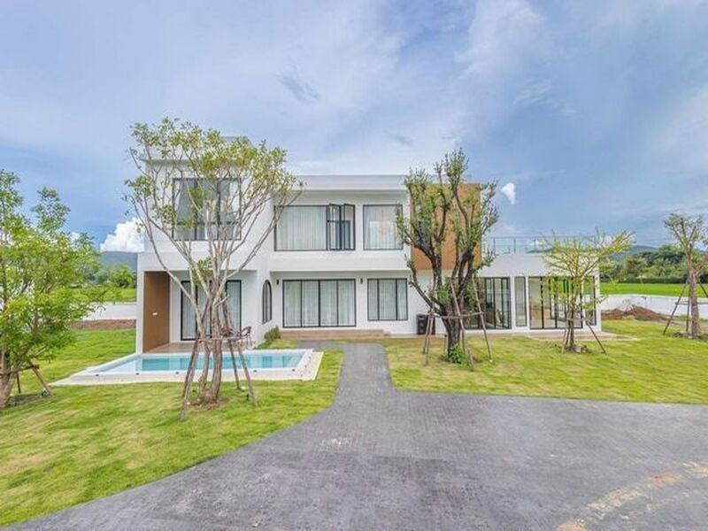 ขาย 18.5 ล้าน 1 ไร่ 2 งาน #ห้วยทราย #สันกำแพง บ้านพูลวิลล่าสวย ล้อมรอบด้วย #วิวภูเขา #วิวทุ่งนา #เฟอร์นิเจอร์ครบ #หิ้วกระเป๋าพร้อมเข้าอยู่