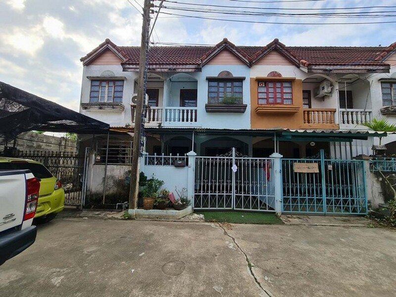 ขายทาวน์เฮ้าส์ ซอยหนองกลางแตง 4 ถนนหนองกลางแตง ราชบุรี