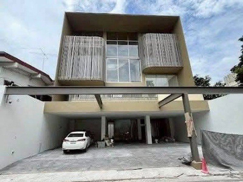 ให้เช่า Residential Home Office รัชดา 32 ใกล้MRTลาดพร้าว ทำเลศักยภาพใจกลางเมือง เหมาะสำหรับบริษัท, คลินิกความงาม, Studio, Office ผู้บริหาร