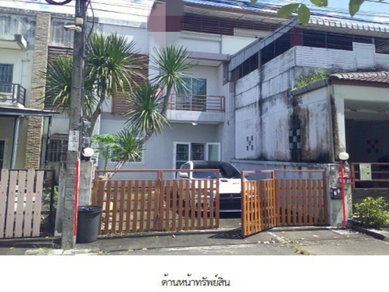 ขาย ทาวน์เฮ้าส์ โครงการมายด์ ทาวน์ (ฉลองกรุง-สุวรรณภูมิ)  ถนนฉลองกรุง  กรุงเทพมหานคร