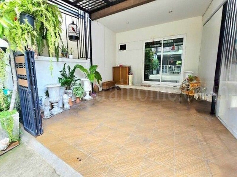 ลดราคา ทาวน์โฮม เดอะริคโค้ ทาวน์ วัชรพล บ้านสวย ถูกสุดในโครงการ รูปที่ 2