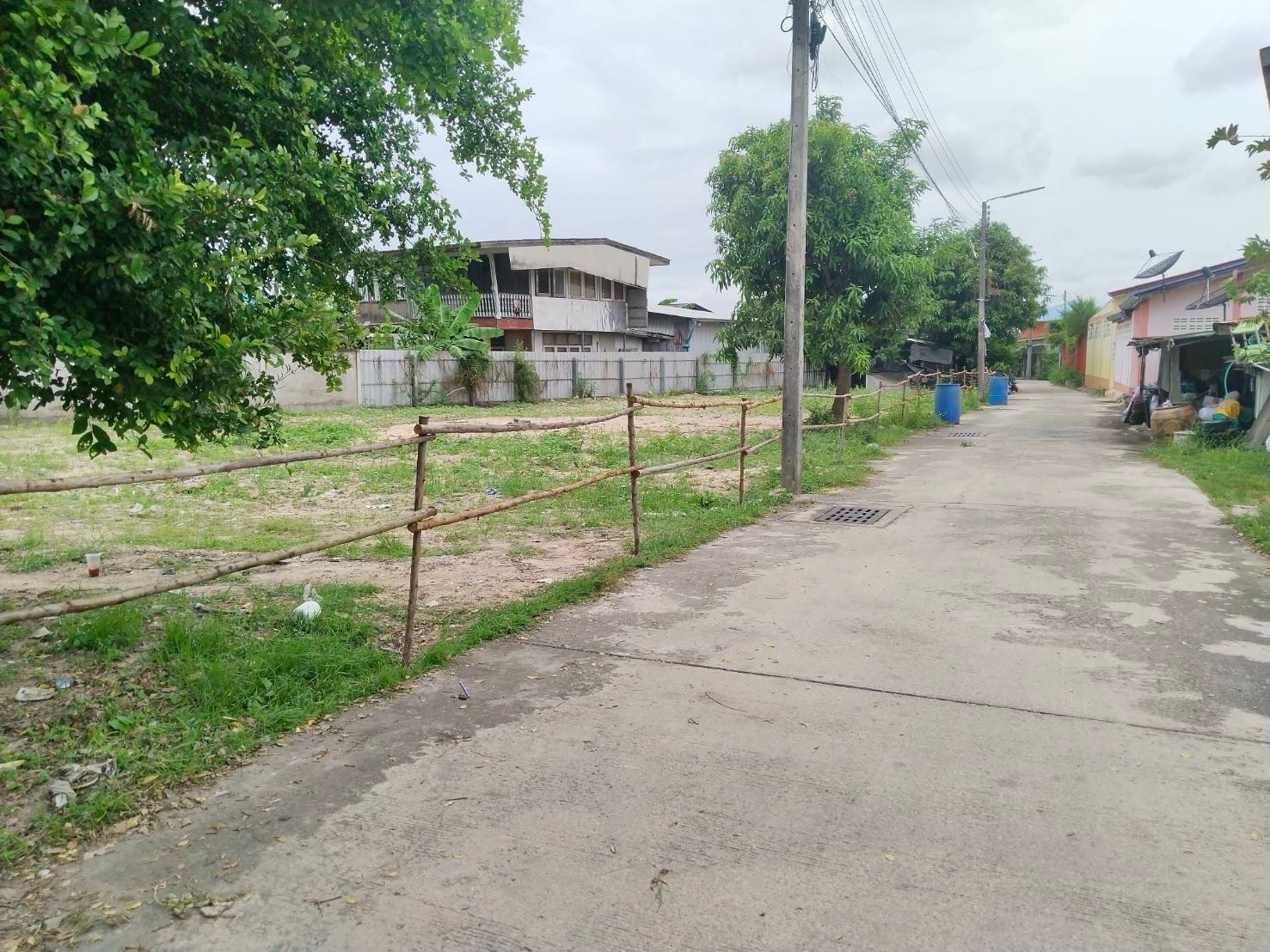 ขายที่ดิน 198 ตร.ว. ทำเลทอง ในแหล่งชุมชน ติดถนน อ.พานทอง จ.ชลบุรี โทร 0953157555 รูปที่ 5