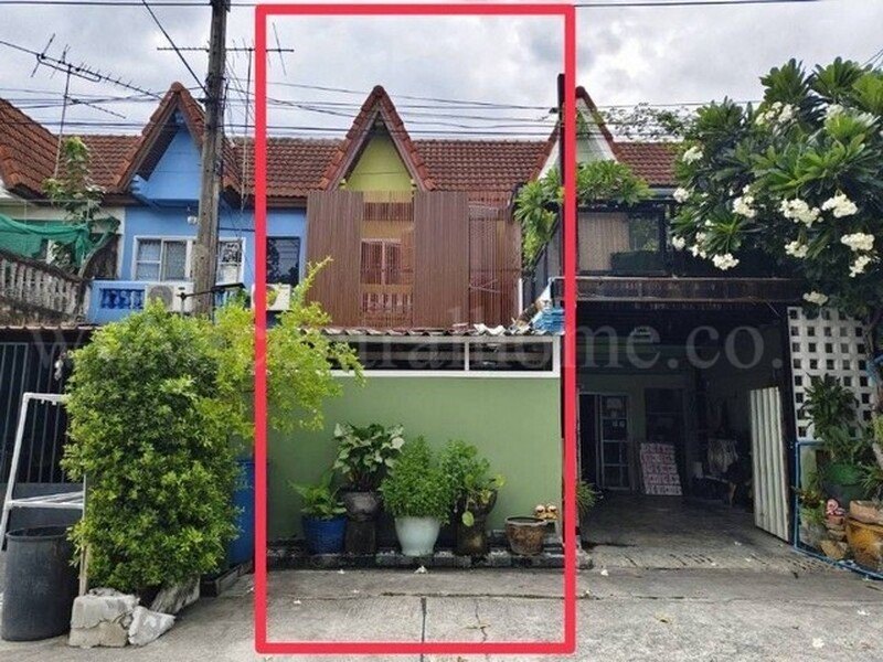 ทาวน์เฮ้าส์ 2 ชั้น หมู่บ้าน ชาวฟ้าลำลูกกา-คลอง2 พร้อมอยู่ ทำเลดี ใกล้สนามบินดอนเมือง รูปที่ 2