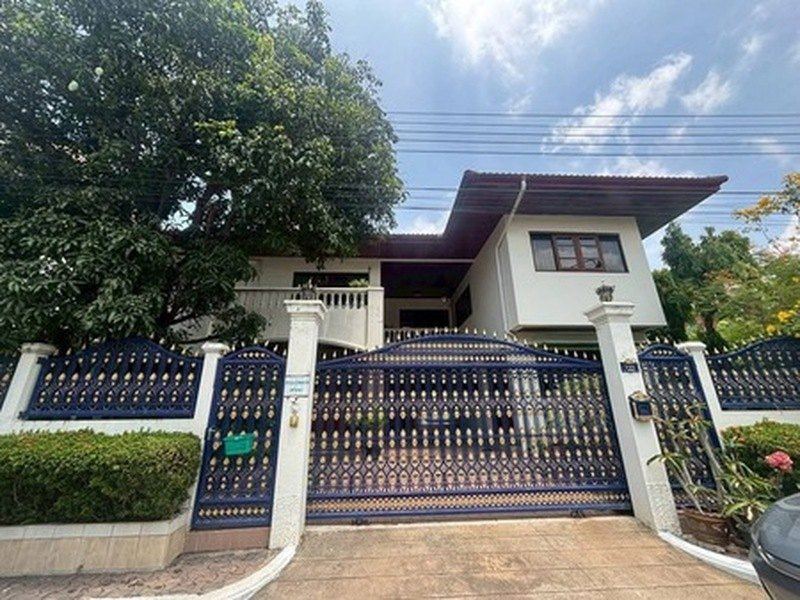 ขาย บ้านเดี่ยว หมู่บ้านผกามาศ ซอยสุขุมวิท71 (ซอยปรีดี พนมยงค์14) ใกล้btsพระโขนง