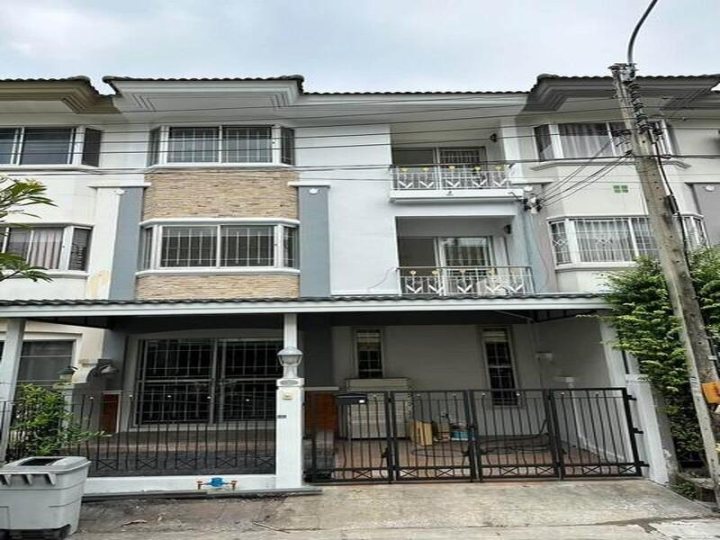 ขายทาวน์โฮม 3 ชั้น 4 นอน หมู่บ้านศุภาลัย วิลล์ เอกมัย-รามอินทรา นวลจันทร์ 64 ใกล้ทางด่วนเอกมัย-รามอินทรา