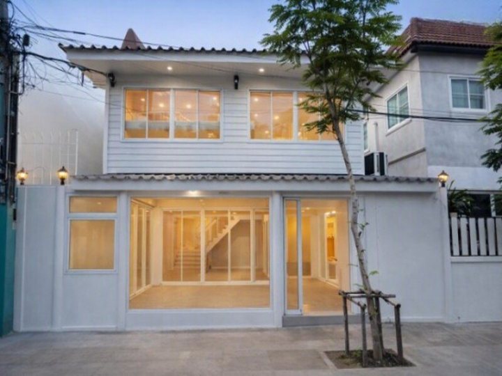ตลาดรุ่งเจริญ สาธุ37 7-11 บ้านเดี่ยว 3 นอน 2 น้ำ ใกล้วัดช่องนนทรี 750 ม.โลตัส พระราม 3  38 ตร.ว. 150 ตร.ม.