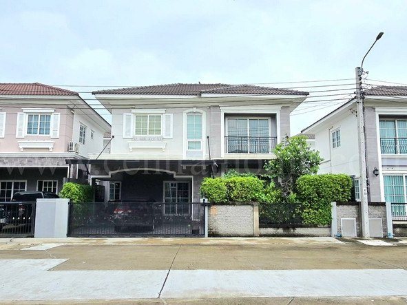 ลดราคา บ้านแฝด โกลเด้น นีโอ แจ้งวัฒนะ - เมืองทอง ถูกสุดในโครงการ