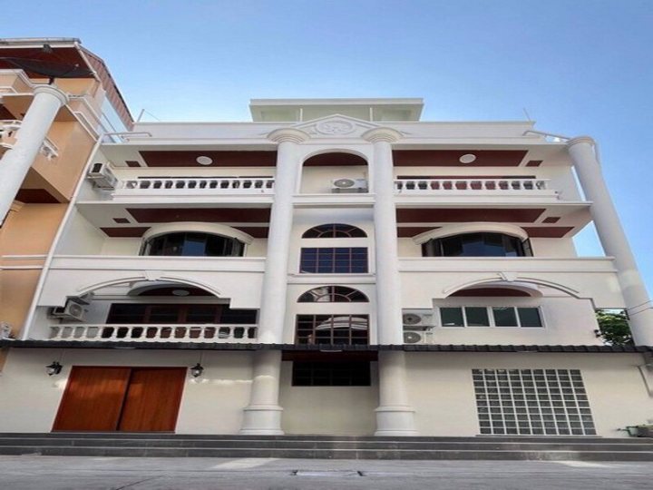 ให้เช่าบ้าน 5 ชั้นสุดหรู 600 ตร.ม 5 ห้องนอน ซอยทองหล่อ 25 สไตล์คลาสสิกโมเดิร์น ใกล้ BTS **จดทะเบียนบริษัทได้ เลี้ยงสัตว์ได้
