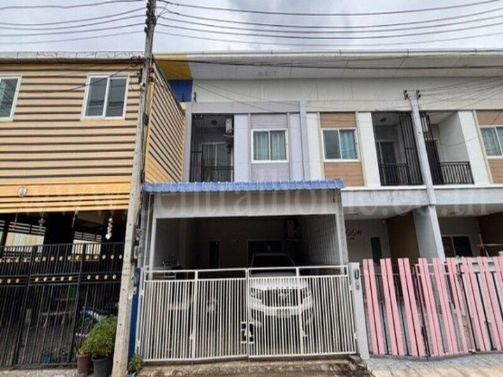 ทาวน์โฮม หมู่บ้านตรีพฤกษ์ เลียบคลองประปานครปฐม ราคาถูก ใกล้ทางด่วน M81