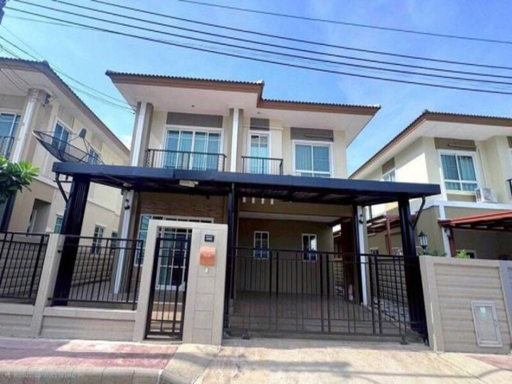 ขายหมู่บ้านภัสสร เพลสทีจ ซอยพัฒนาการ 38  ย่านพัฒนาการ 095-164-2956 FF