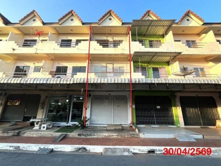 ขายอาคารพาณิชย์เมืองสุราษฎร์ธานี  3 ชั้น ถนนประชานฤมิตร